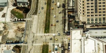Digital Twins Revolutionize US Transportation: Planning & Design - Cover Image