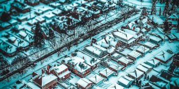 Disaster Resilience: Smart City Tech for Emergency Response - Cover Image
